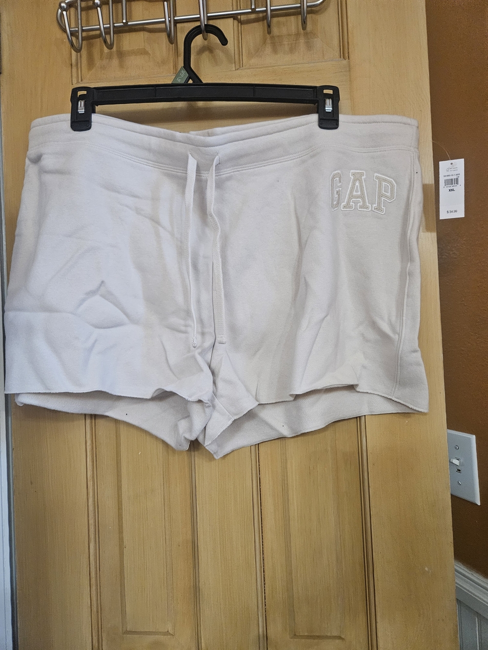 GAP Women's Light Cream Drawstring Lounge Shorts